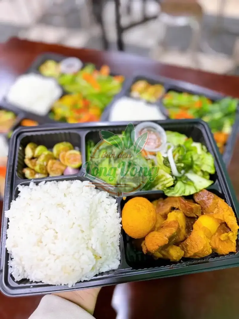 com-van-phong-tai-vinh-2