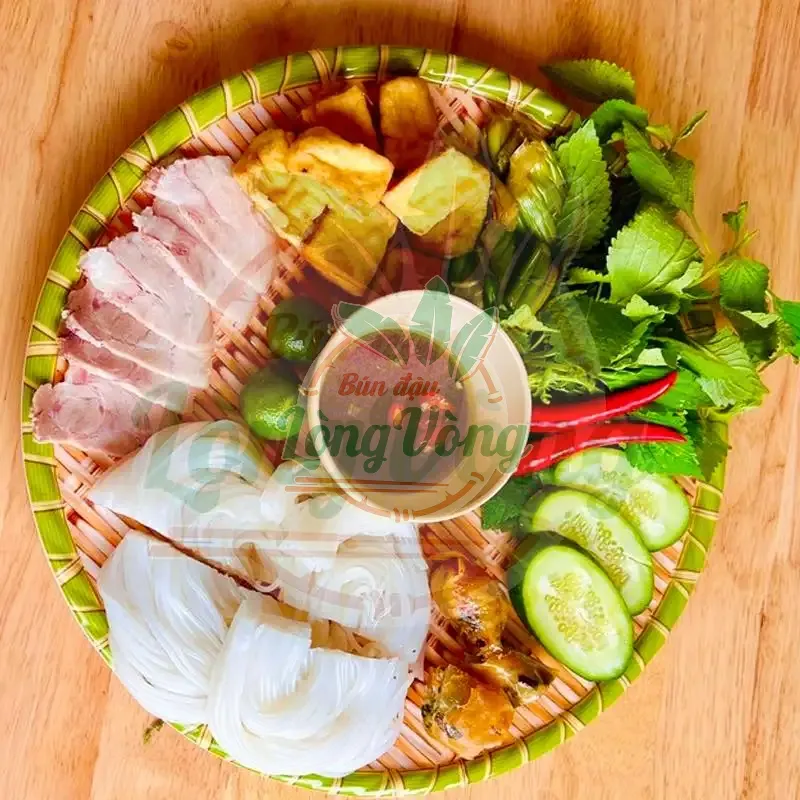 quan-bun-dau-mam-tom-gan-benh-vien-thanh-pho-vinh